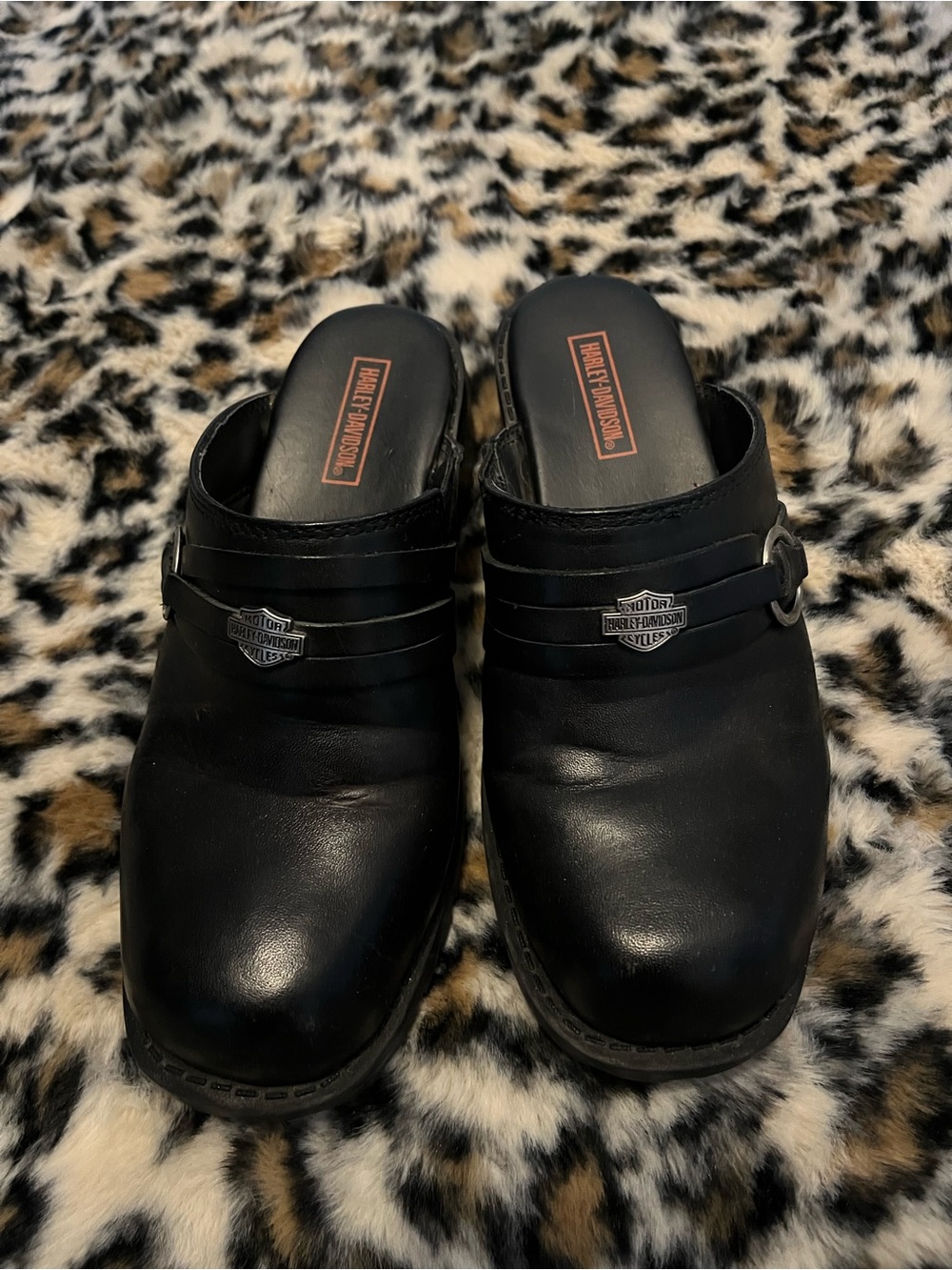 Harley-Davidson Black Slip-On Leather Clogs with Logo Accent 6.5